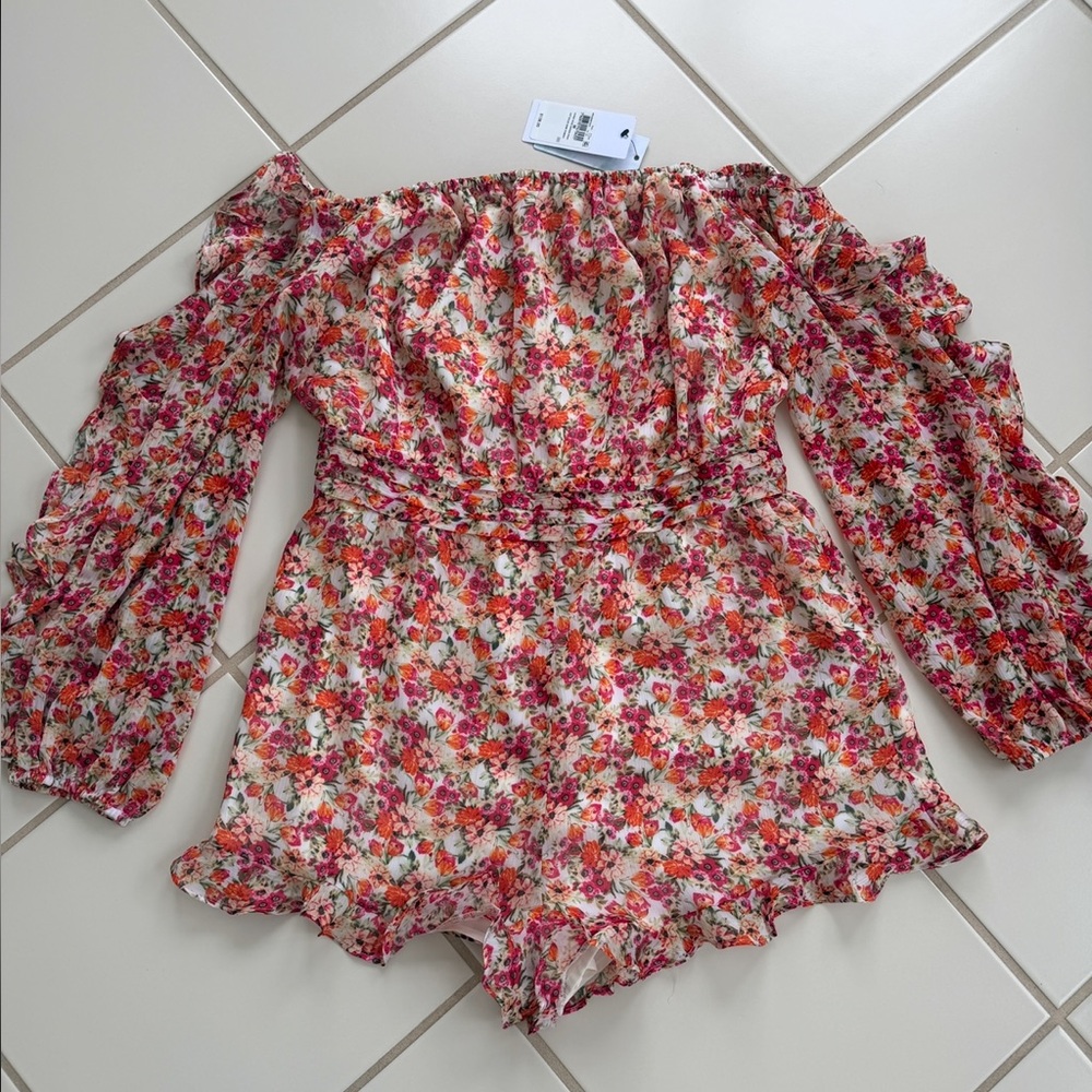 Guess Floral Off-Shoulder Romper in Pink, Red, Green- NWT! Size M